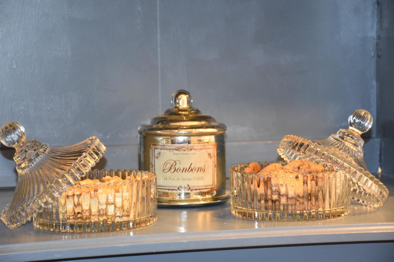 Les Jardins D'Eleusis Bed & Breakfast Murs  Ngoại thất bức ảnh